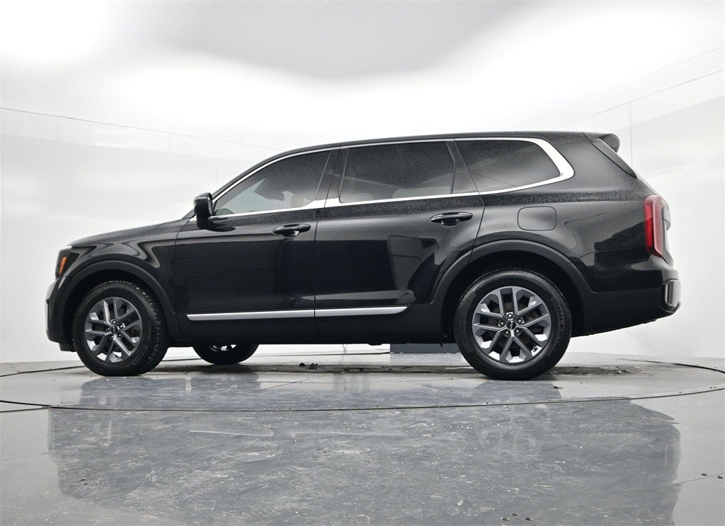 2023 Kia Telluride LX