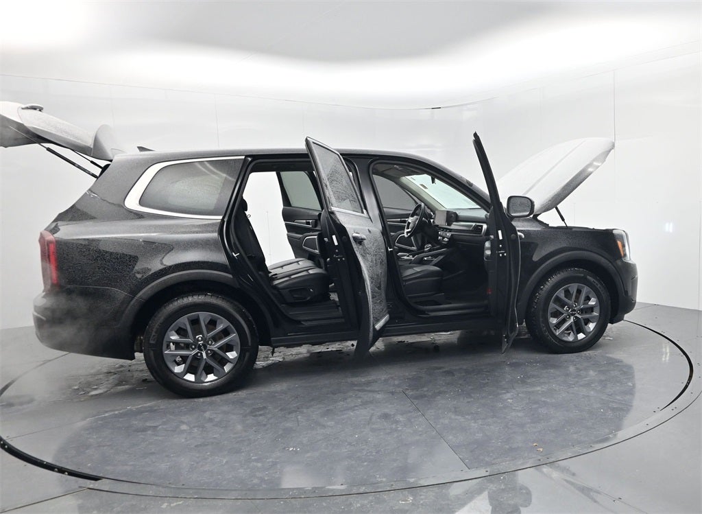 2023 Kia Telluride LX