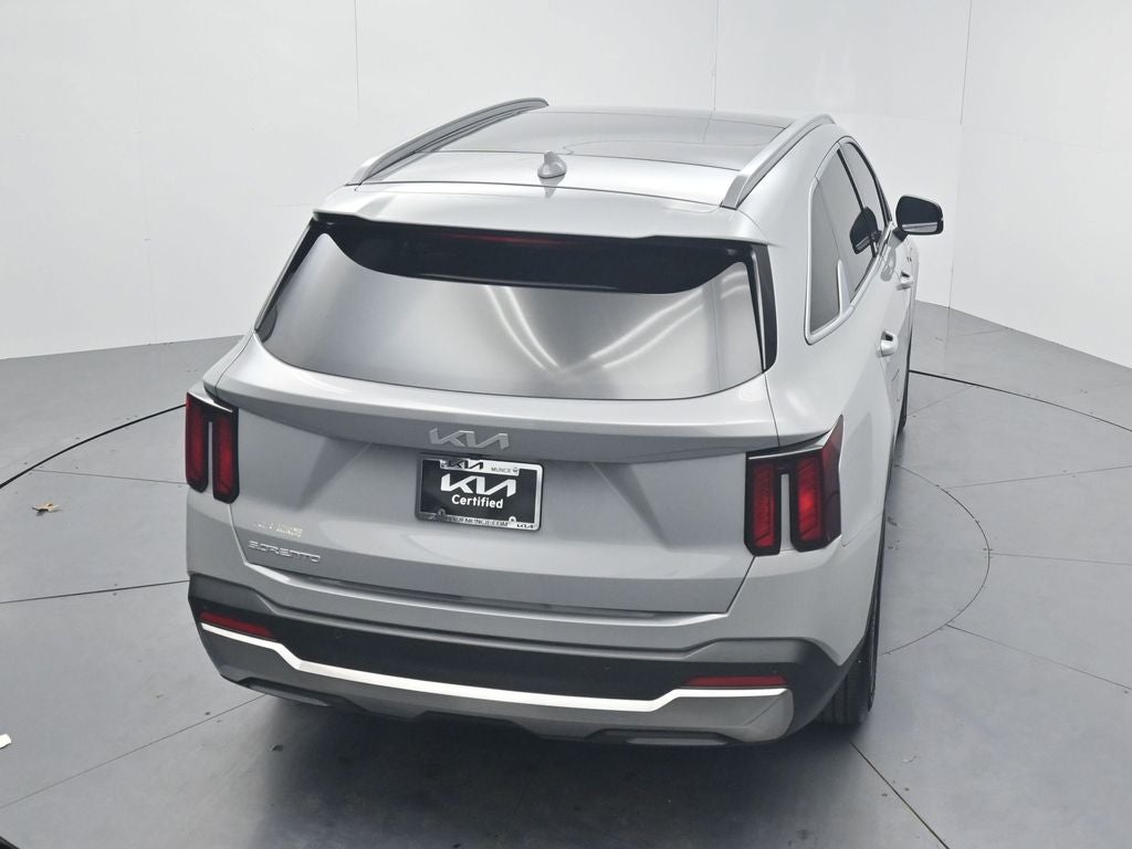 2025 Kia Sorento S