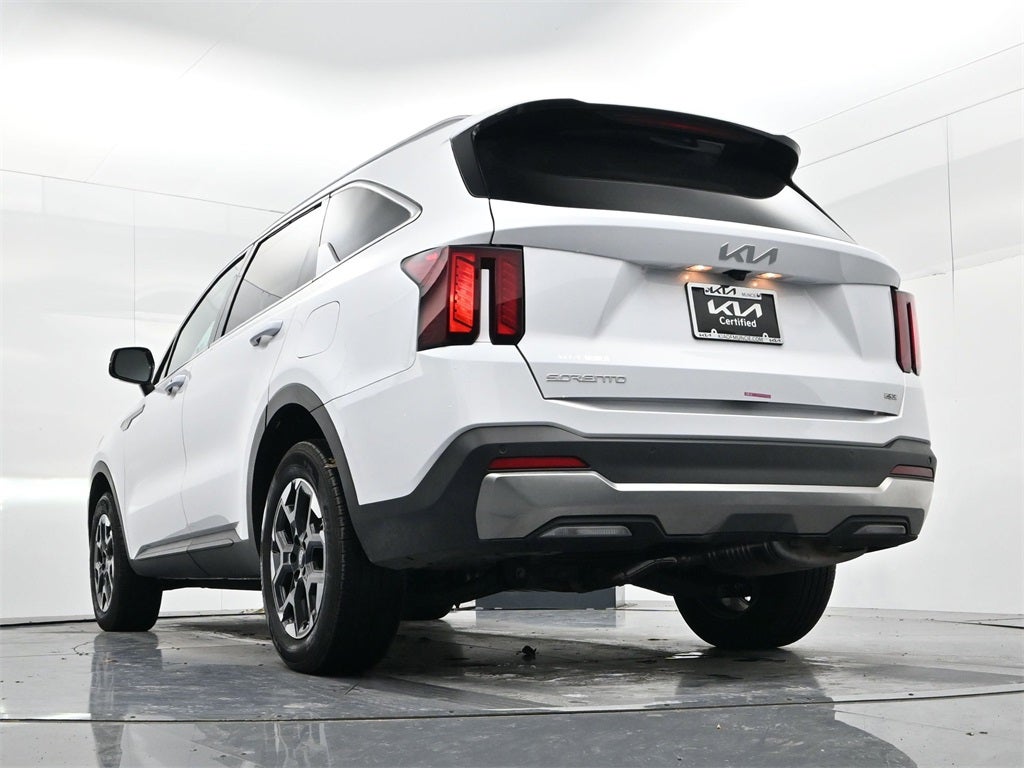 2025 Kia Sorento S