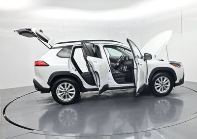 2022 Toyota Corolla Cross LE
