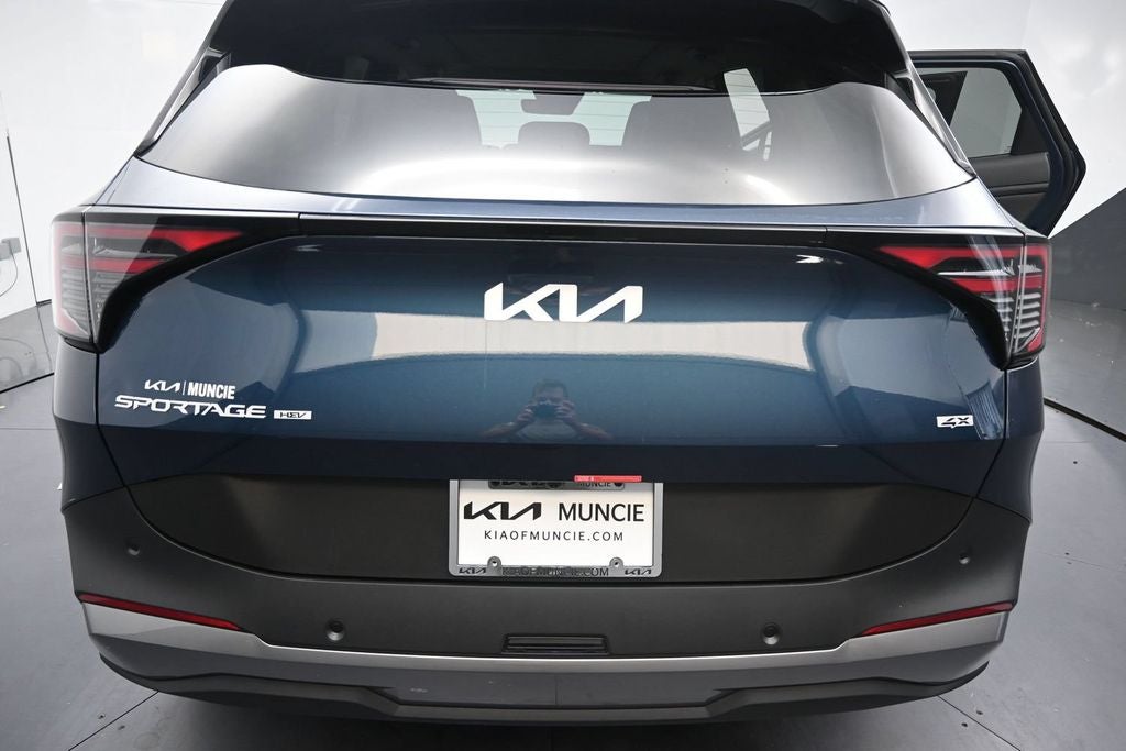 2027 Kia Sportage Hybrid EX