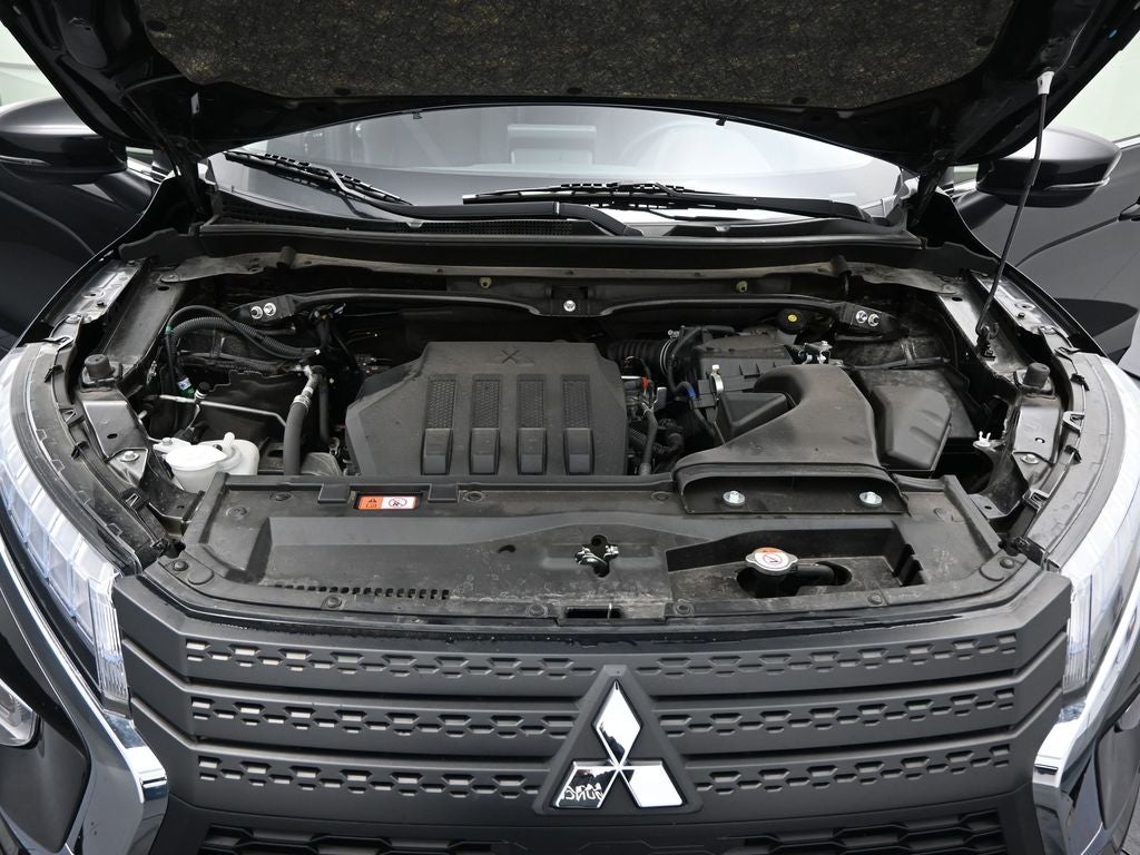 2025 Mitsubishi Eclipse Cross SE