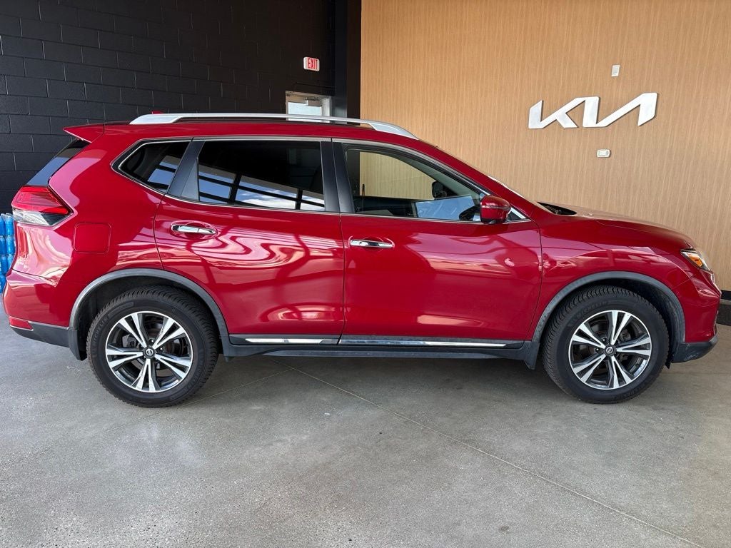 2017 Nissan Rogue SL