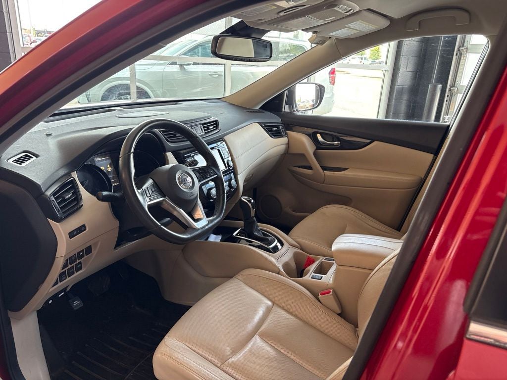 2017 Nissan Rogue SL