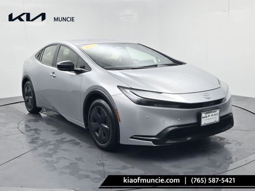 2025 Toyota Prius LE