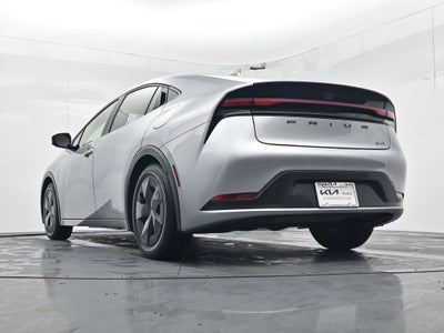 2025 Toyota Prius LE