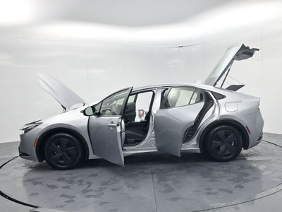 2025 Toyota Prius LE