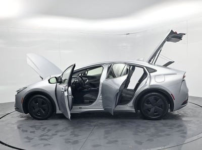 2025 Toyota Prius LE