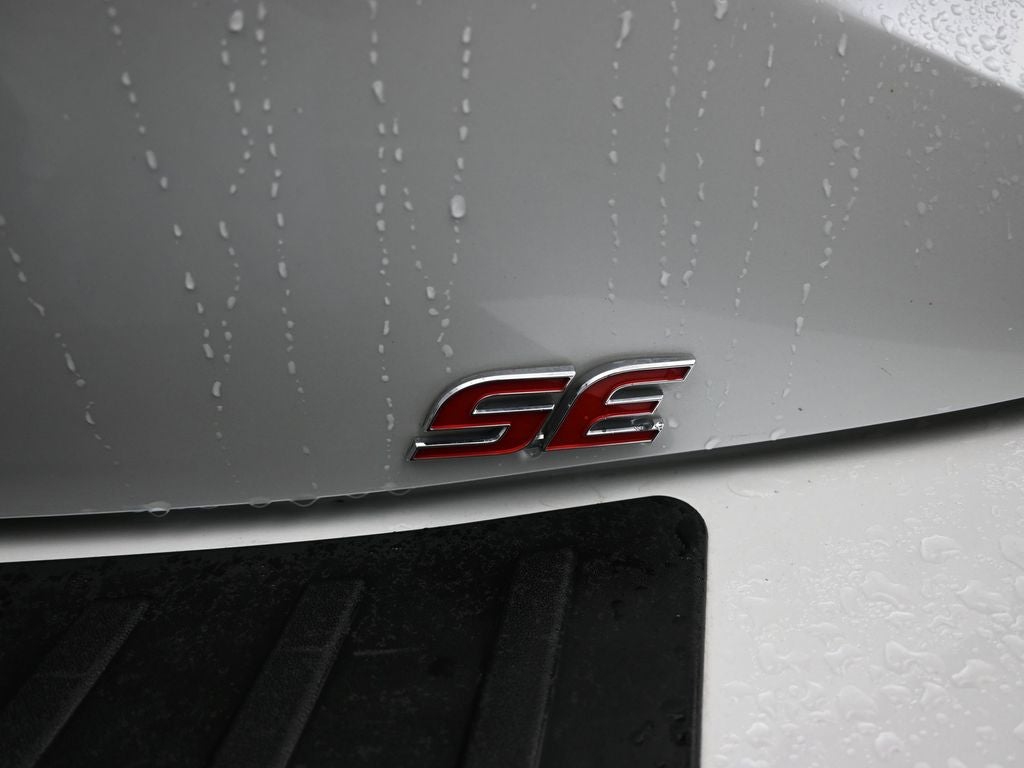 2023 Toyota Corolla Hatchback SE