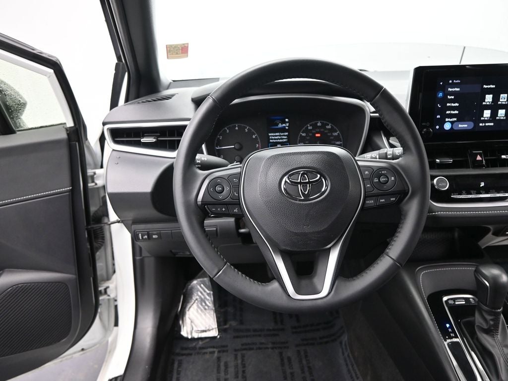 2023 Toyota Corolla Hatchback SE