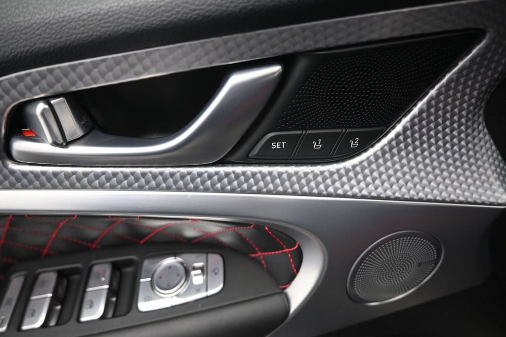 2023 Genesis G70 3.3T