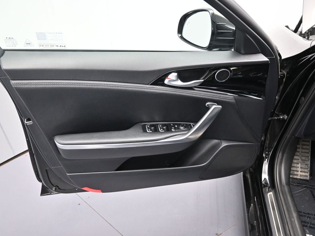 2023 Kia Stinger GT-Line