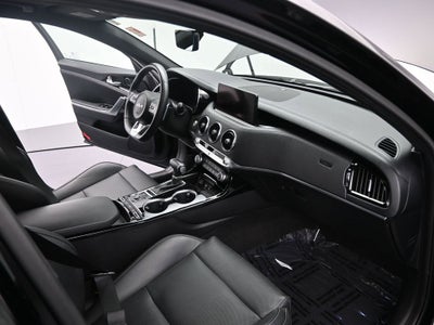 2023 Kia Stinger GT-Line