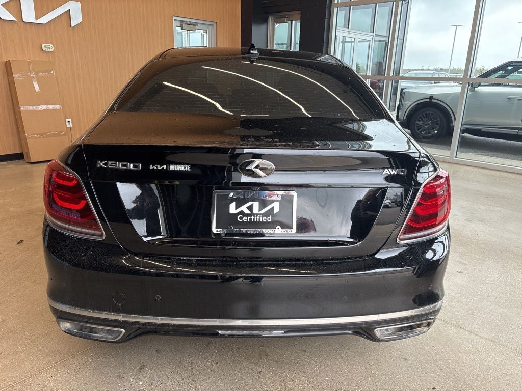 2020 Kia K900 Luxury