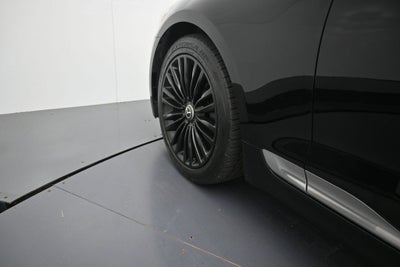 2020 Kia K900 Luxury