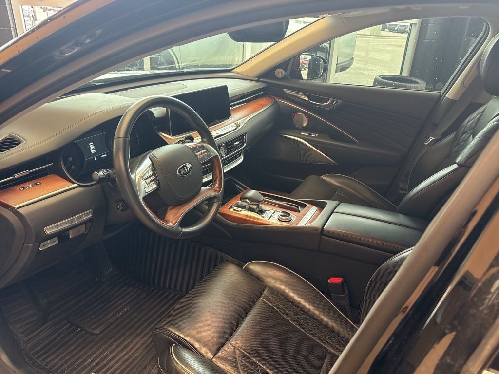 2020 Kia K900 Luxury