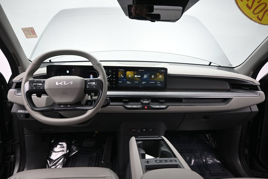 2024 Kia EV9 Land