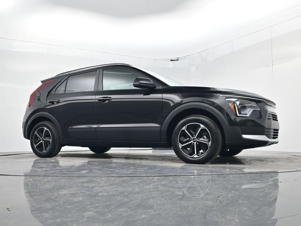 2026 Kia Niro LX