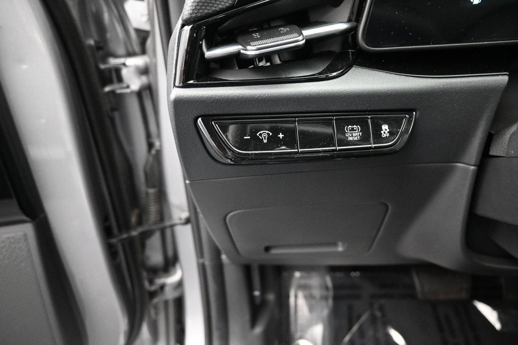 2025 Kia Niro EX