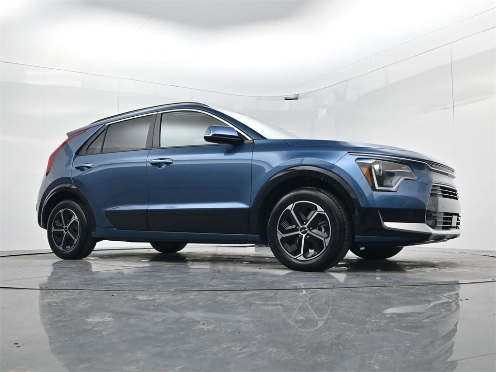 2026 Kia Niro SX
