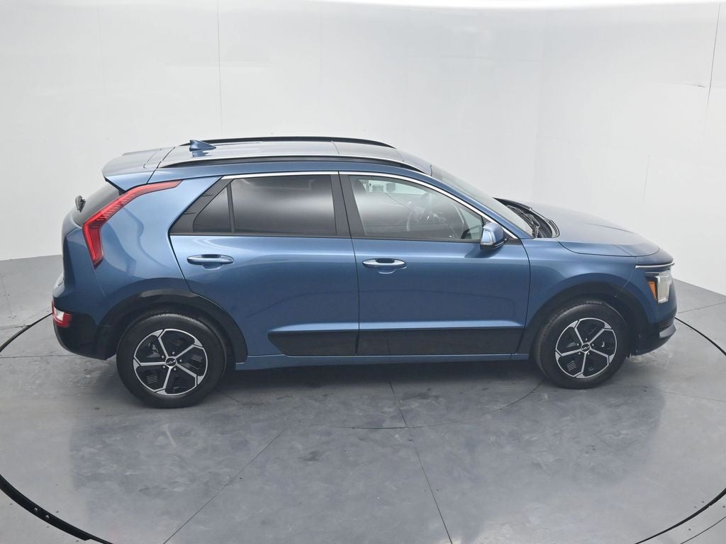 2026 Kia Niro SX