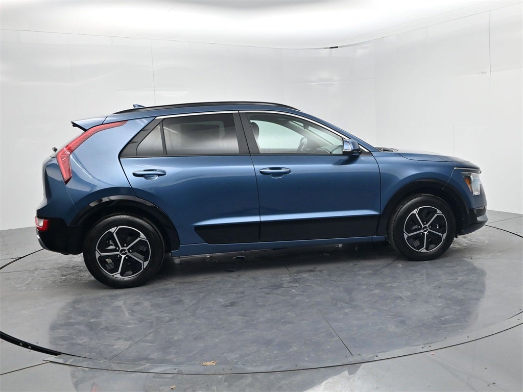 2026 Kia Niro SX