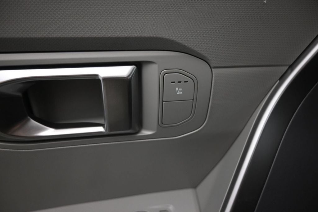 2027 Kia Seltos LX