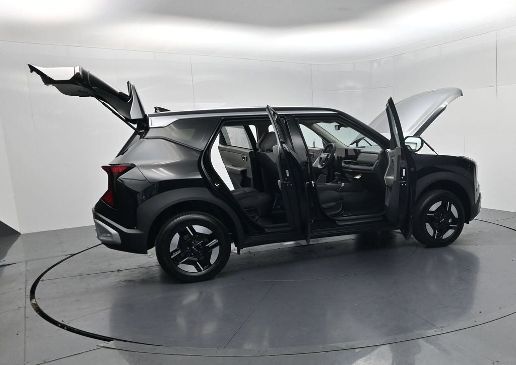 2027 Kia Seltos LX