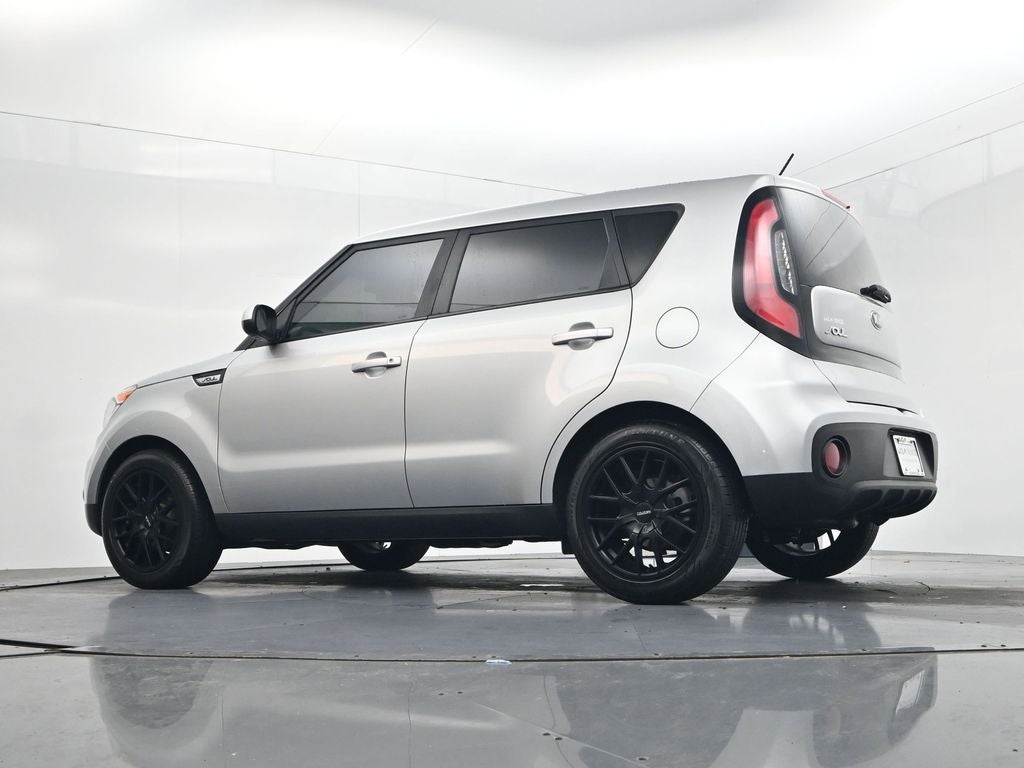 2017 Kia Soul Base