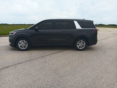 2022 Kia Carnival LXS