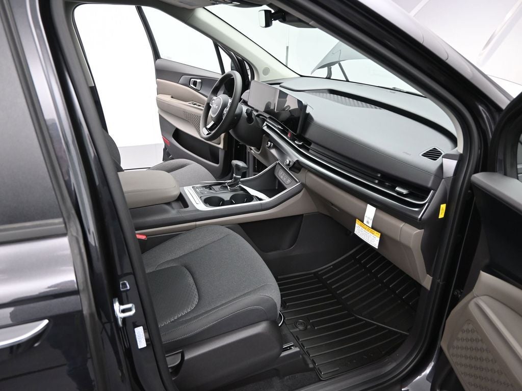 2026 Kia Carnival LX