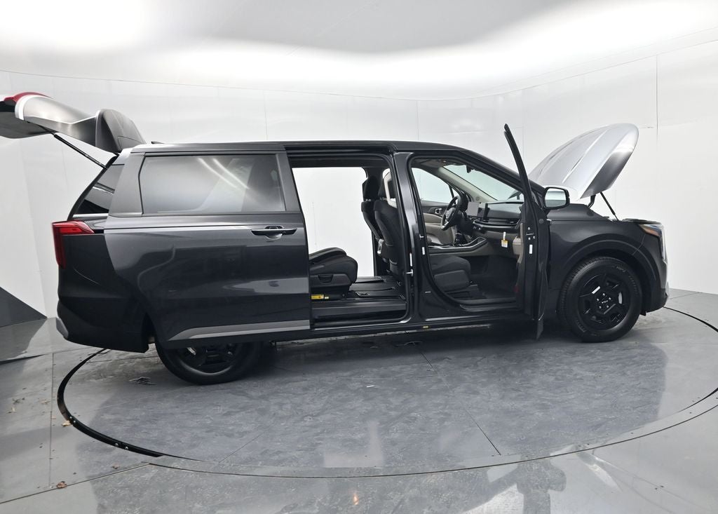 2026 Kia Carnival LX