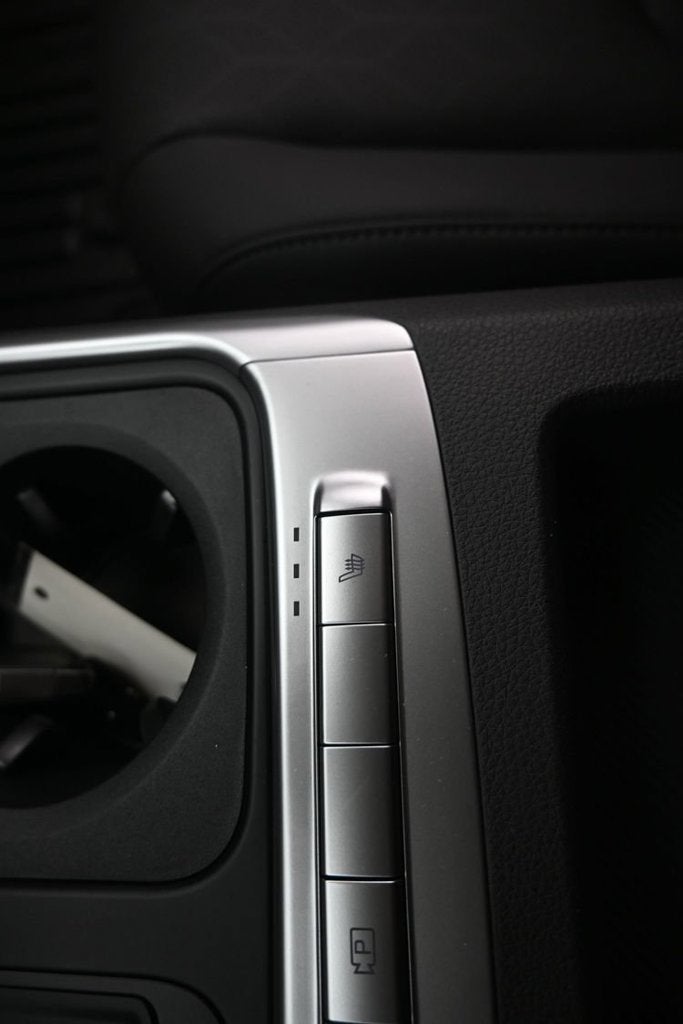 2027 Kia Carnival LXS