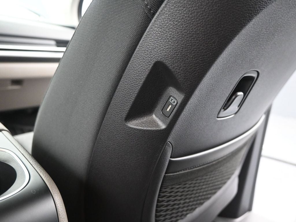 2026 Kia Carnival LX