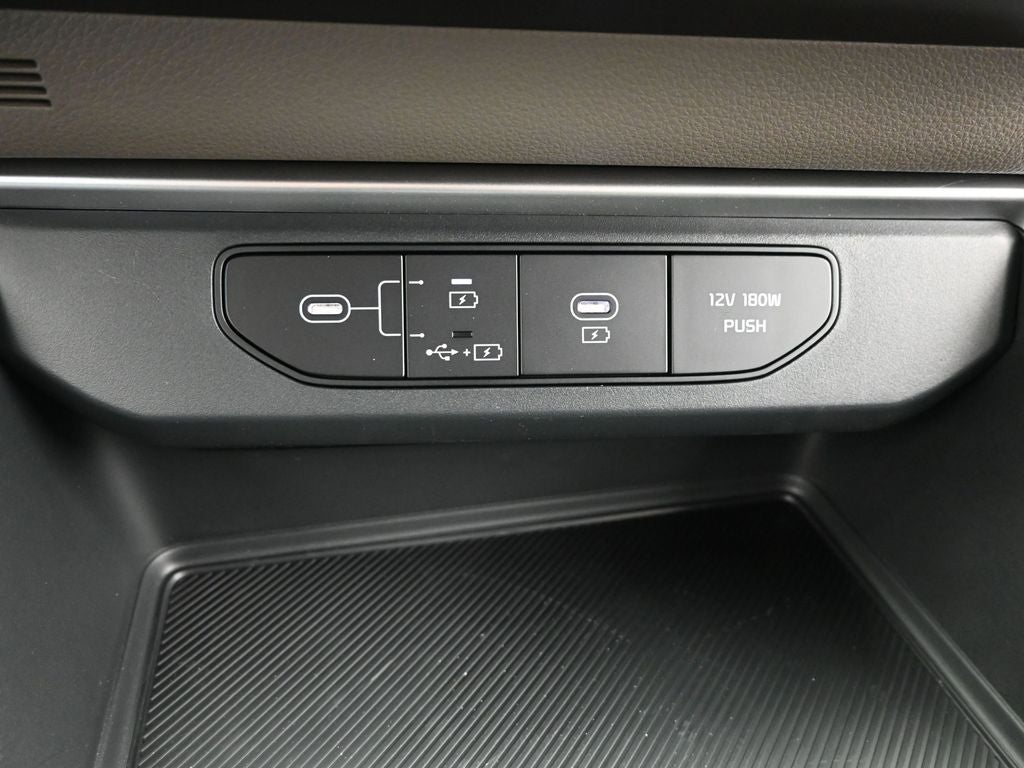 2026 Kia Carnival Hybrid LXS