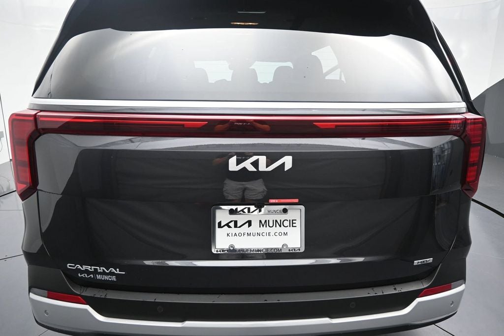 2026 Kia Carnival Hybrid LXS