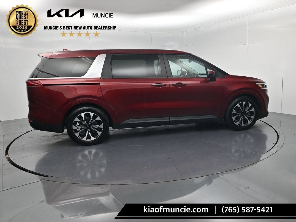 2023 Kia Carnival EX