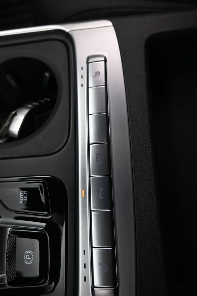 2027 Kia Carnival EX