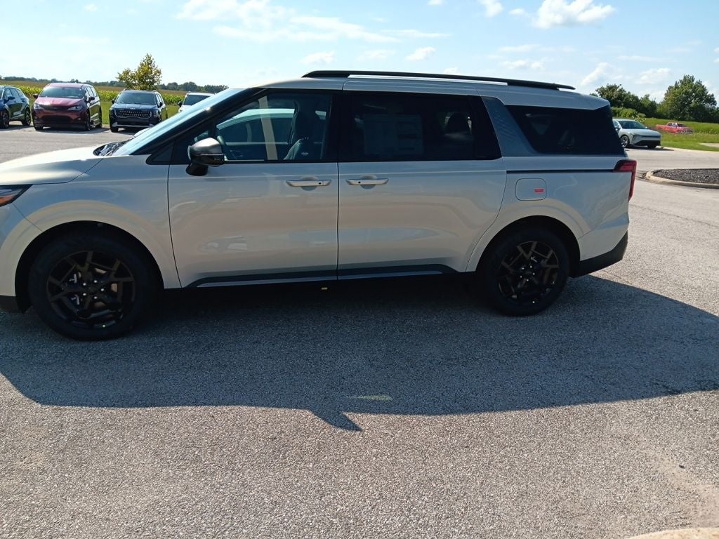2027 Kia Carnival Hybrid EX