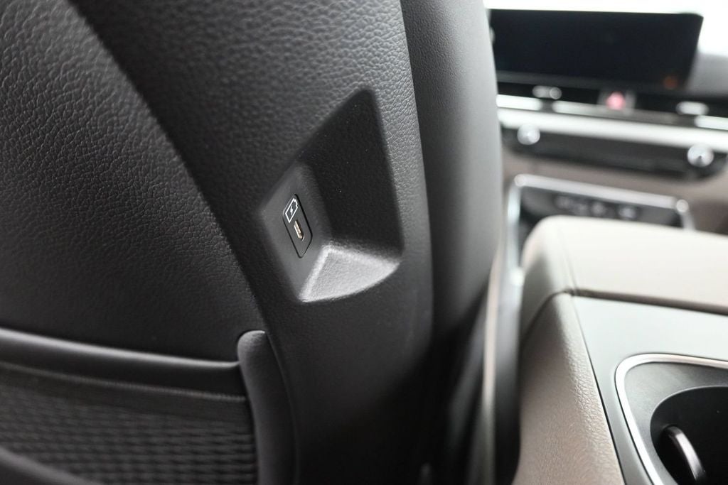 2027 Kia Carnival Hybrid EX