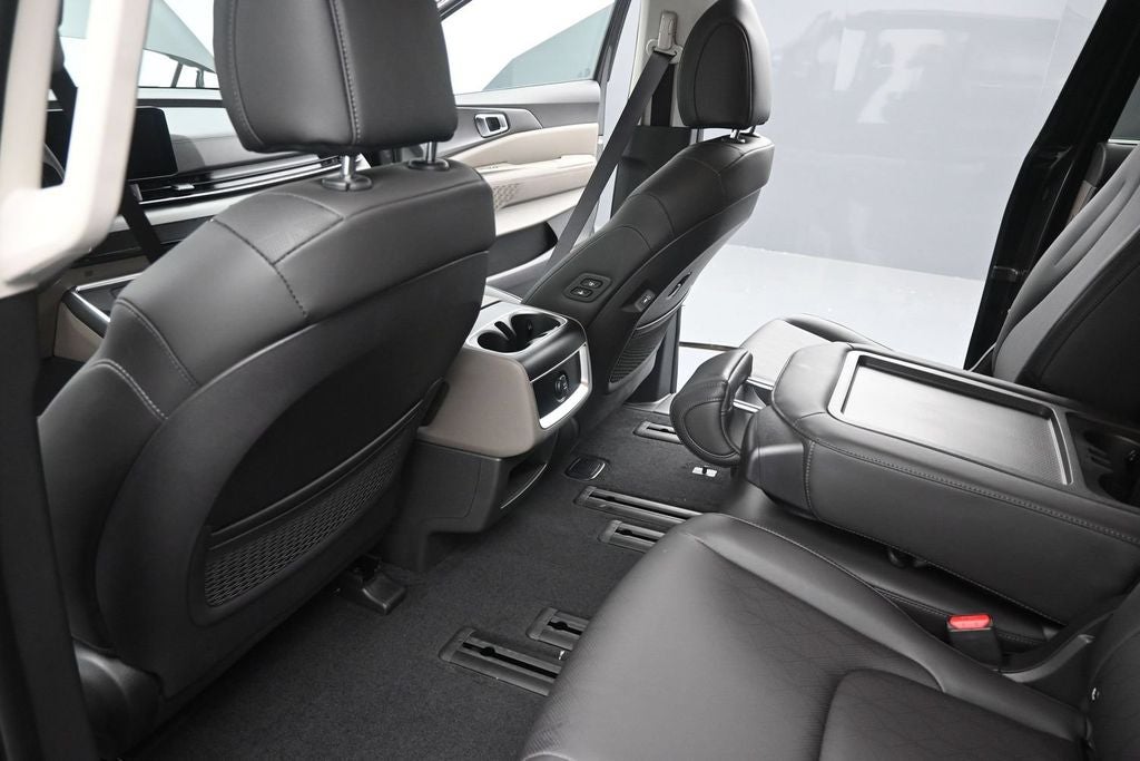 2027 Kia Carnival Hybrid EX