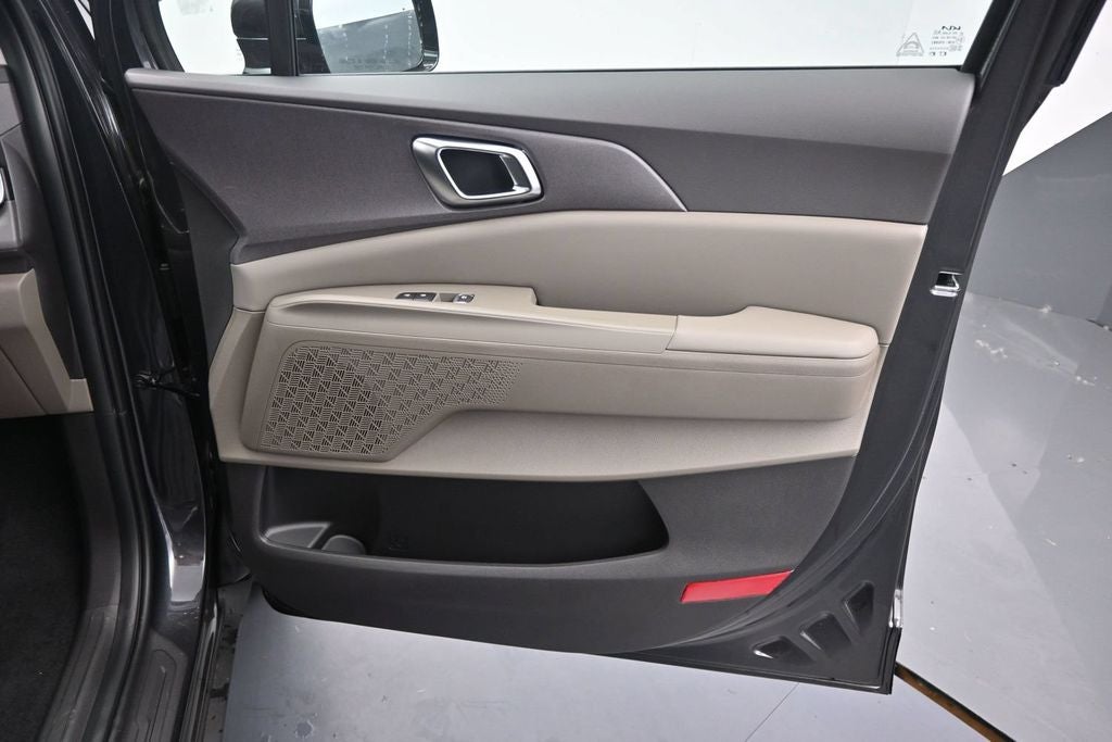 2027 Kia Carnival Hybrid EX