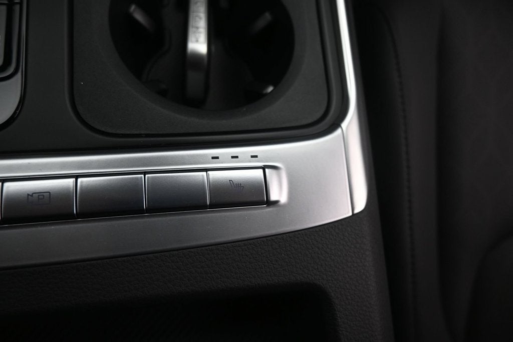 2027 Kia Carnival Hybrid EX