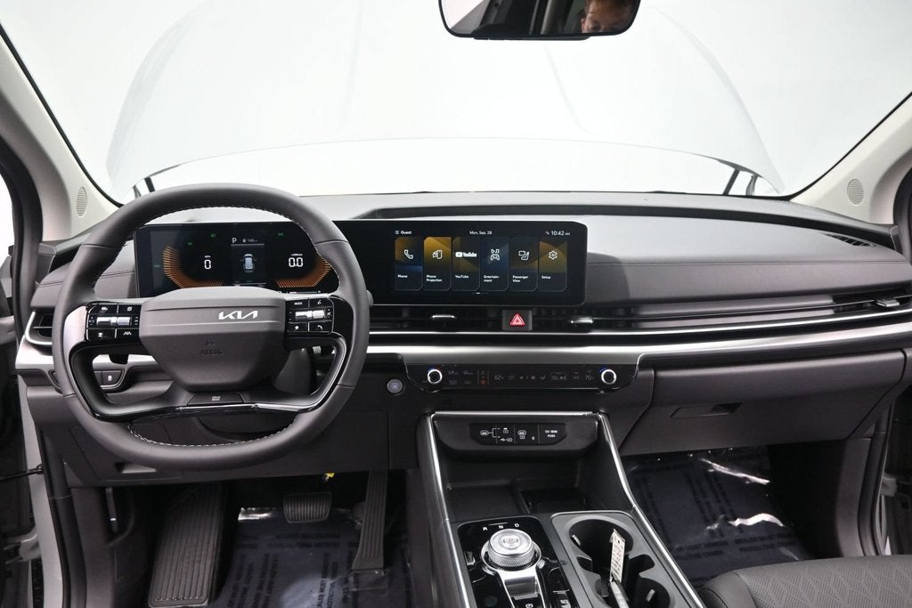 2027 Kia Carnival Hybrid EX