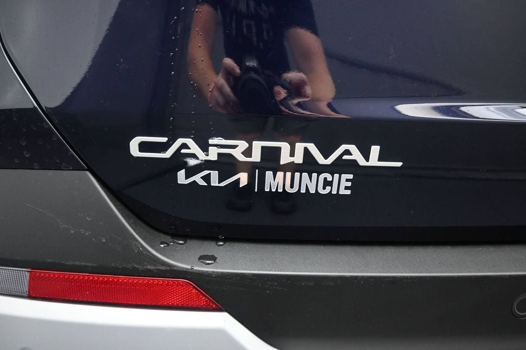 2026 Kia Carnival Hybrid EX
