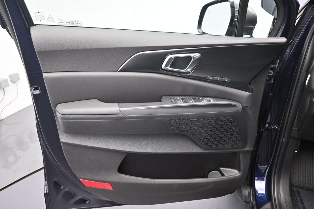 2027 Kia Carnival Hybrid EX