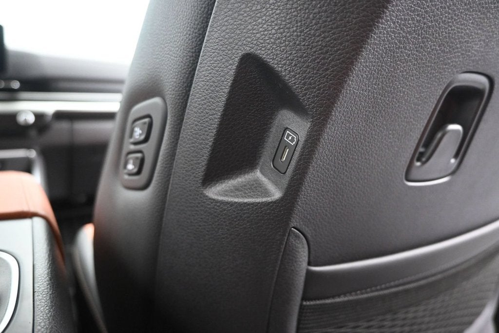 2027 Kia Carnival SX Prestige
