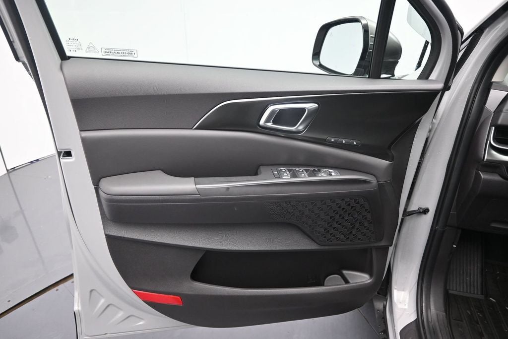 2027 Kia Carnival SX
