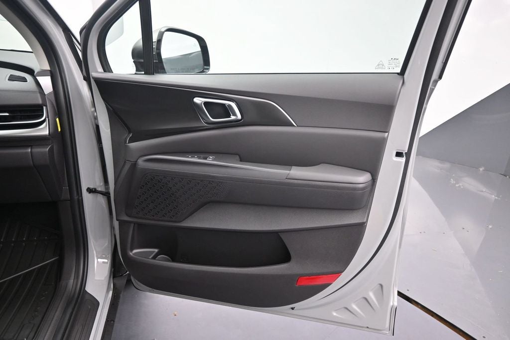 2027 Kia Carnival SX